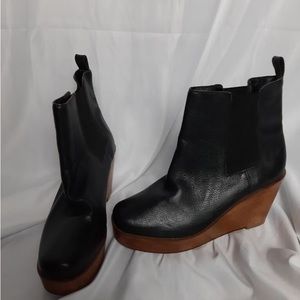 KDB Wooden Wedge Leather Boots